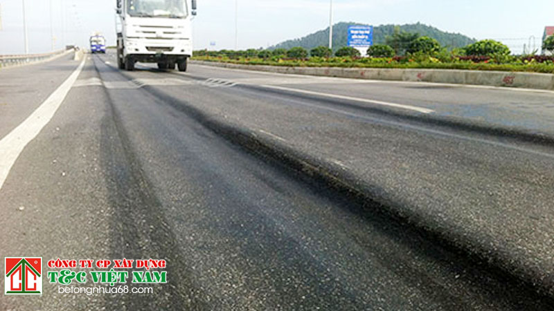 Tình trạng mặt đường bê tông Asphalt biến dạng