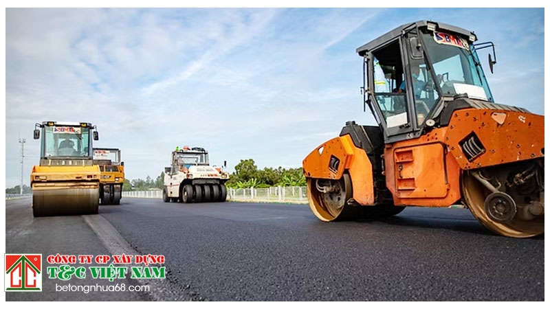 Dịch vụ thi công thảm bê tông nhựa nóng quận Tây Hồ, Hà Nội