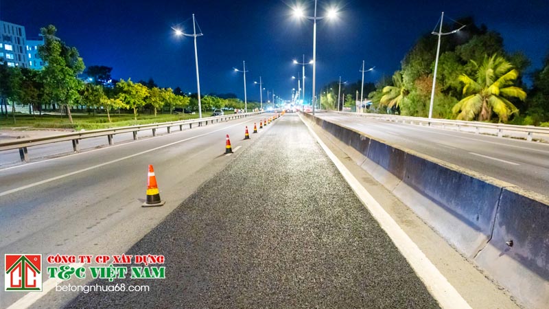 Mặt đường bê tông asphalt với công nghệ Microsurfacing