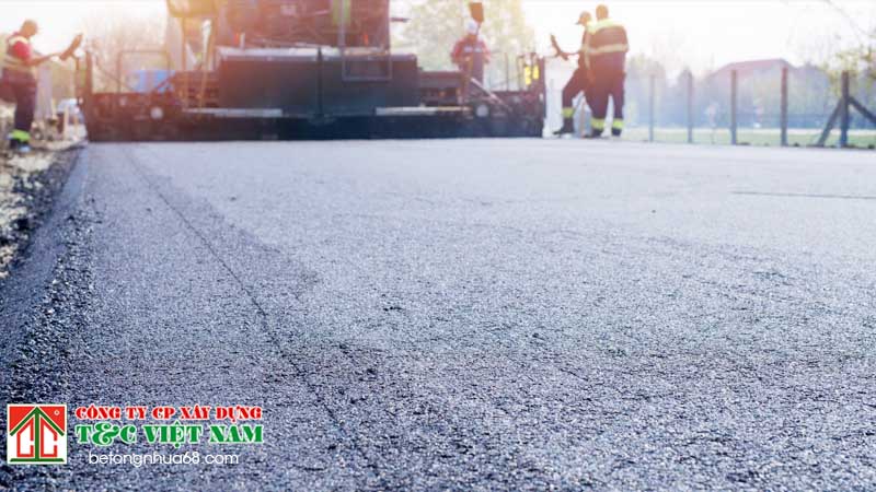 T&C Việt nam giám sát chặt chẽ khi rải thảm nhựa đường