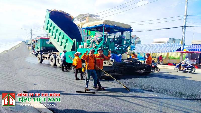 Đội ngũ chuyên nghiệp, trải thảm nhựa đường giá rẻ