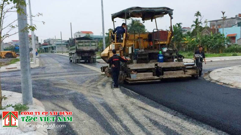 Tham khảo bảng giá thi công rải thảm nhựa đường 2026