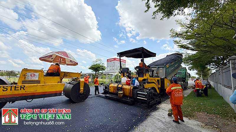 Tối ưu về giá thi công trải thảm nhựa đường trọn gói tại Hà Nội