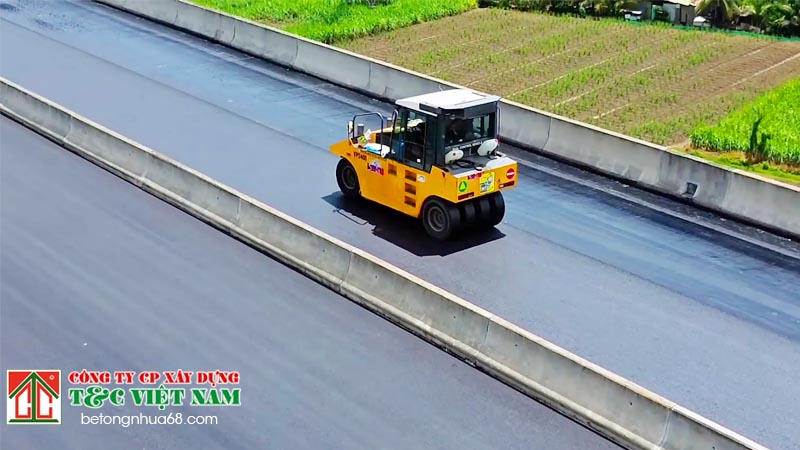 Dịch vụ rải thảm nhựa Asphalt phường Hồng Hà bền chắc, thẩm mỹ, tối ưu chi phí