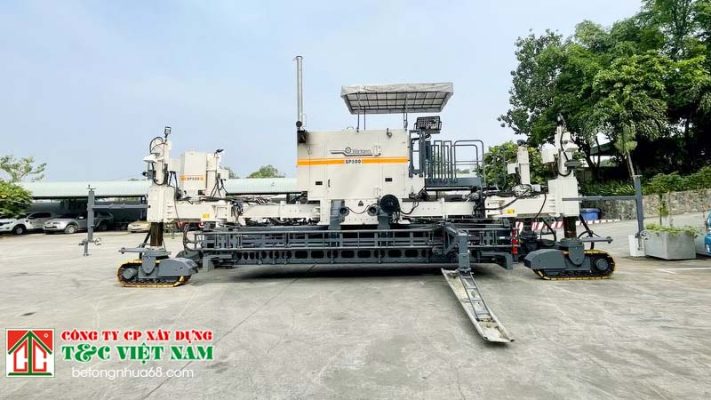 So sánh máy rải bê tông và máy rải bê tông nhựa