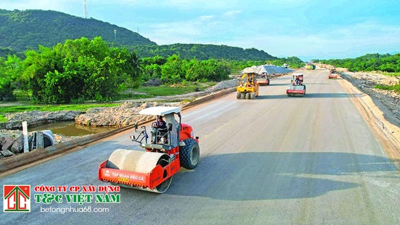 Một số vấn đề khu sử dụng thiết bị thi công thảm bê tông nhựa
